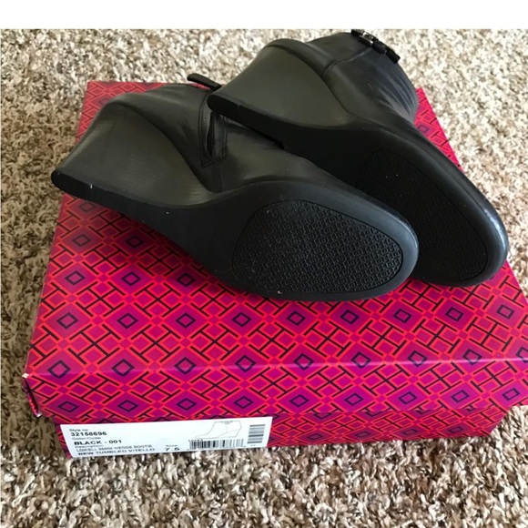 Tory Burch wedge boots - Picture 4 of 9